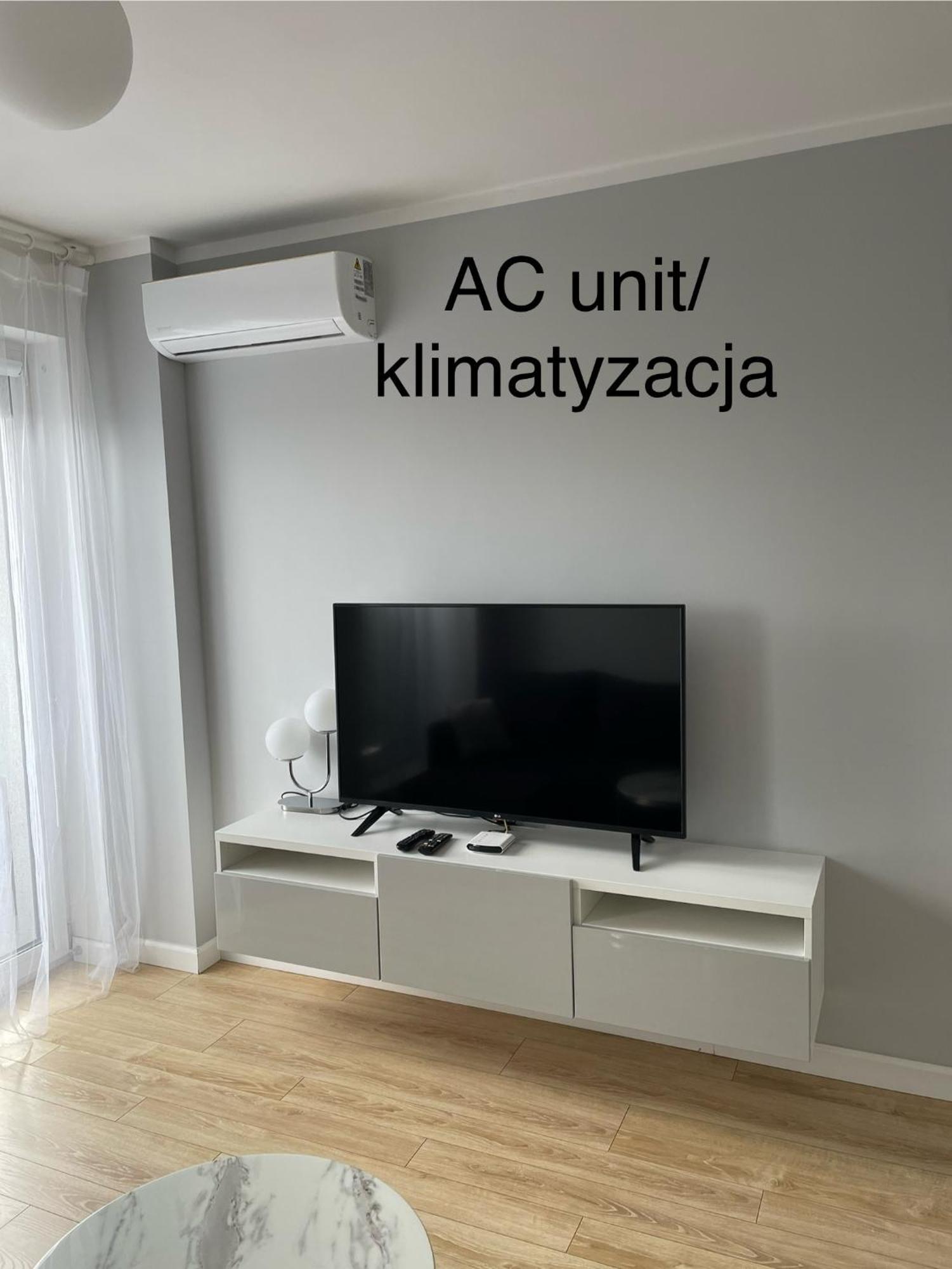 Lake View Apartment-Free Parking Катовіце Екстер'єр фото